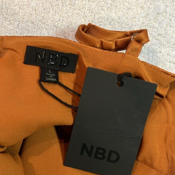 NBD Collins mini dress in Metallic Bronze - Picture 8 of 12